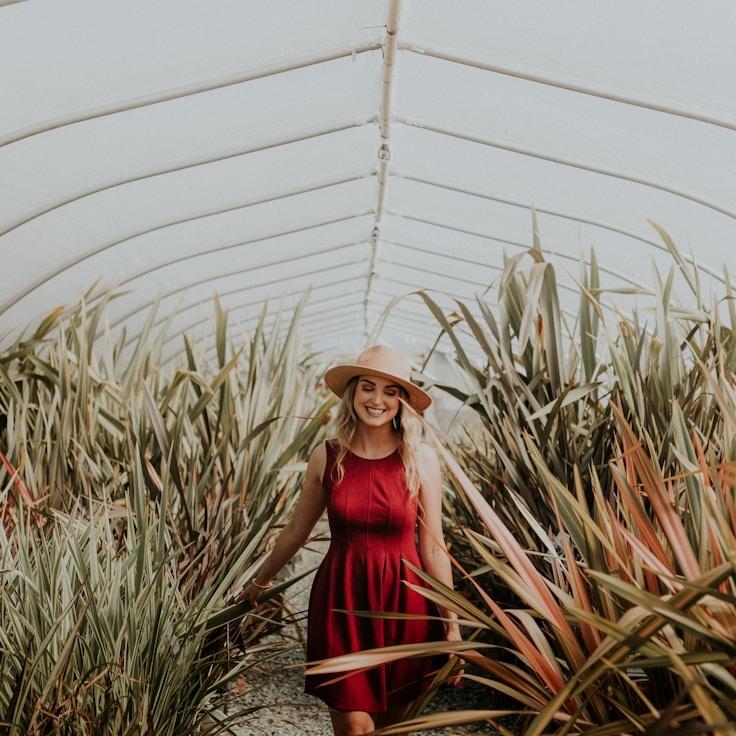 Mia Muller - Founder of SilentLakeBreeze